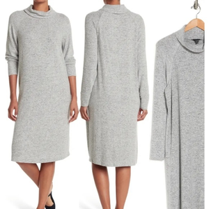 Maggie London light grey 3/4‎ sleeve soft cowl neck midi sweater dress, 14